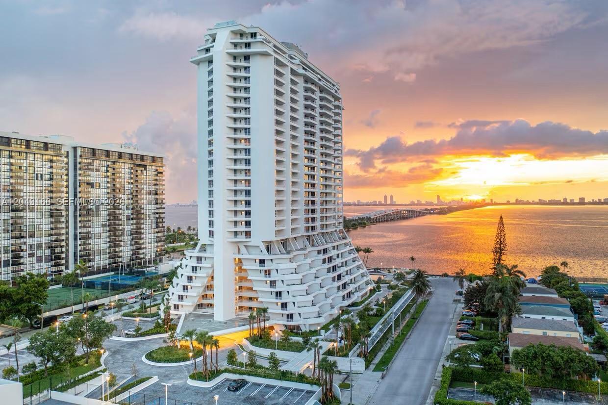 555 NE 34th St # 1102, Miami FL 33137