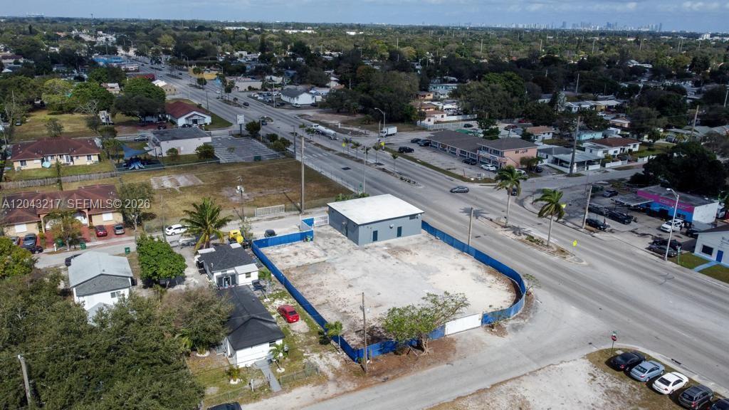 8248 NW 22nd Ave, Miami FL 33147 photo 2