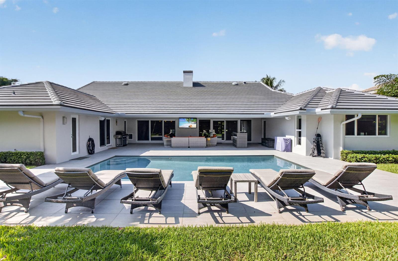 3245 St James Drive, Boca Raton FL 33434 photo 3