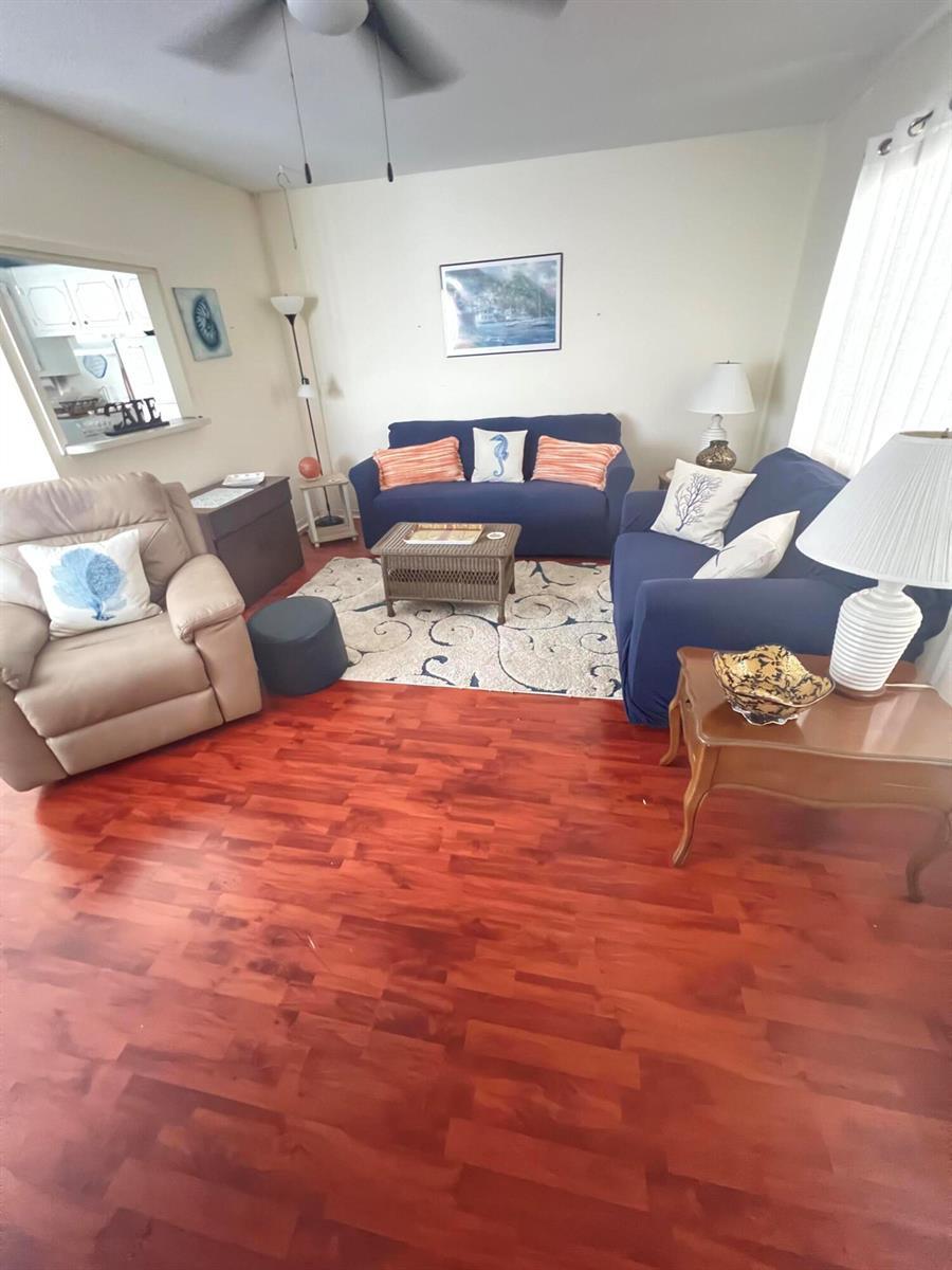 165 Easthampton G, West Palm Beach FL 33417