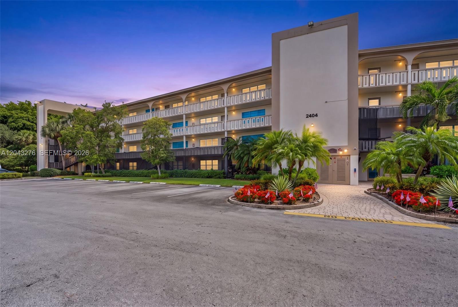 2404 Antigua Cir # M2, Coconut Creek FL 33066 photo 2