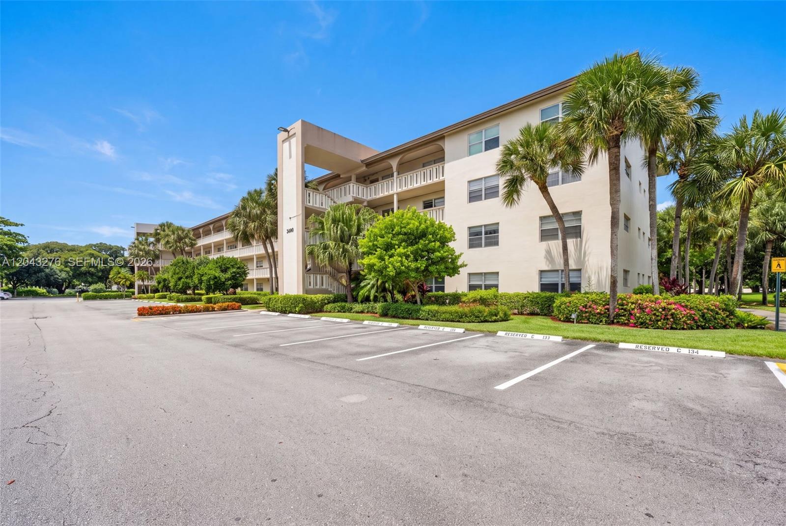 2404 Antigua Cir # M2, Coconut Creek FL 33066 photo 4