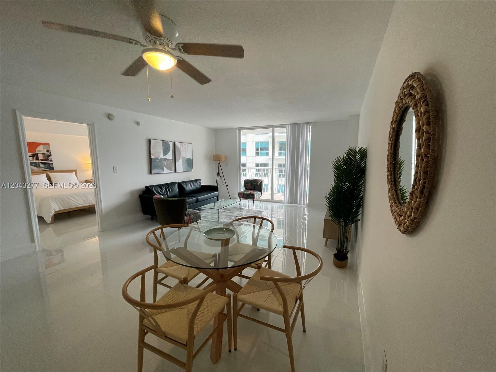 1200 BRICKELL BAY DR # 3104, Miami FL 33131 photo 2