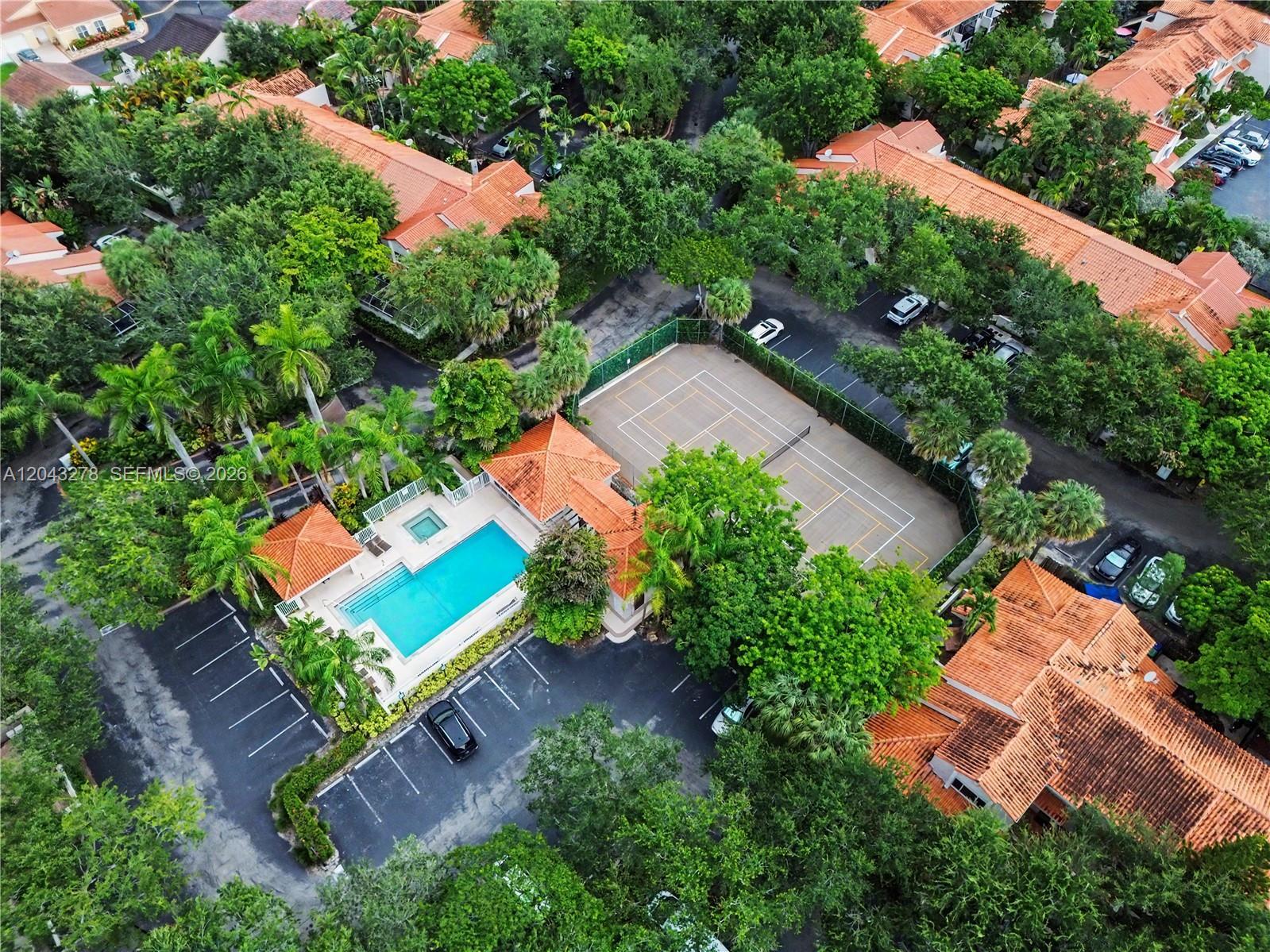 Miami, FL 33173 photo 2