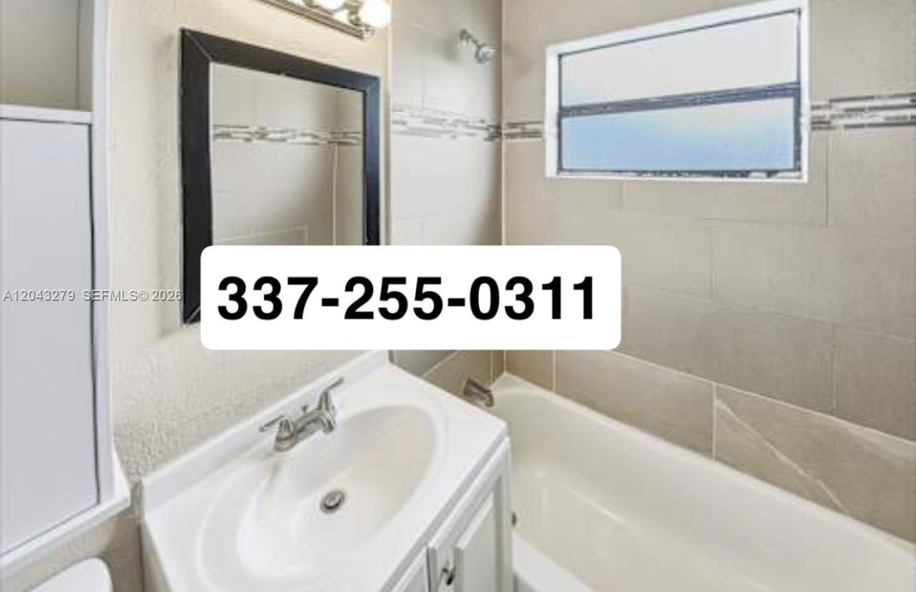 4256 N Browning Dr, West Palm Beach FL 33406 photo 2