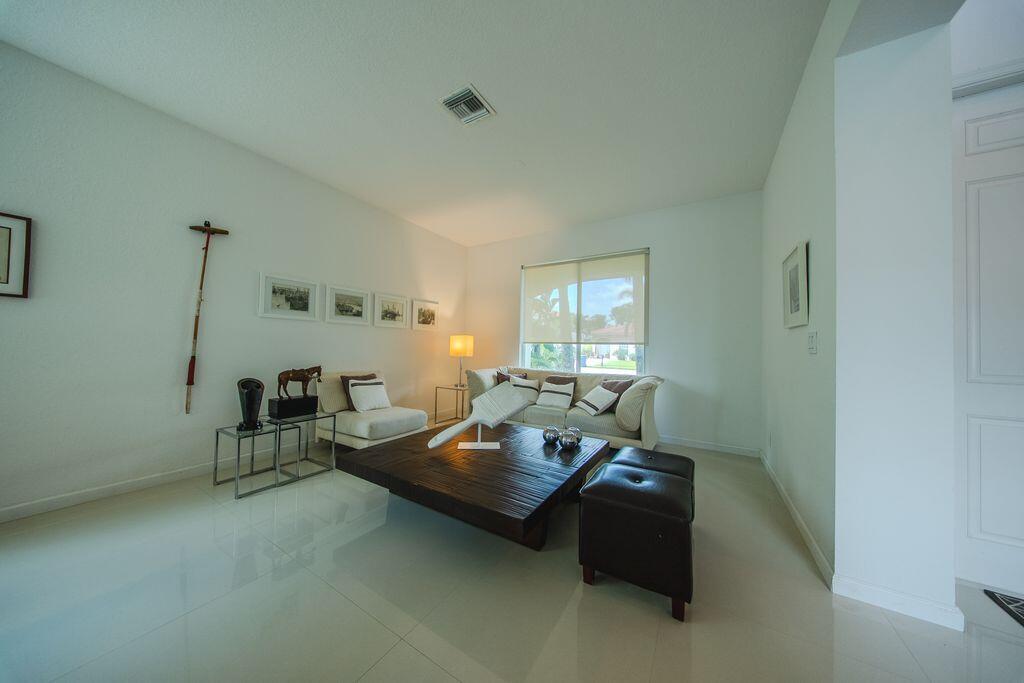 163 Bella Vista Way, Royal Palm Beach FL 33411 photo 5