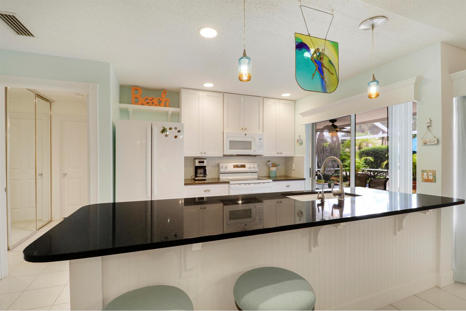 10301 Chapman Oak Court, Palm Beach Gardens FL 33410 photo 2