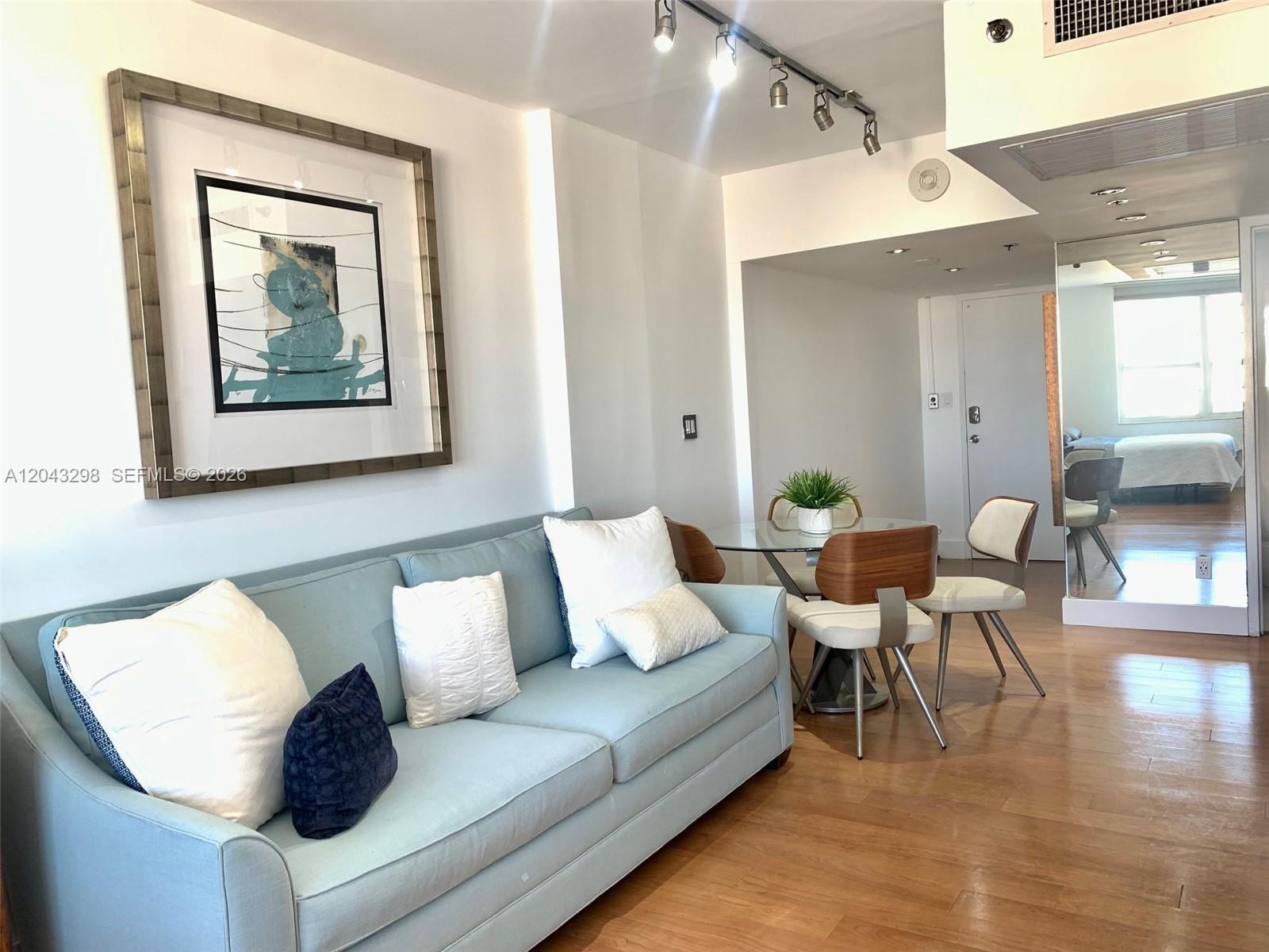100 Lincoln Rd # 1514A, Miami Beach FL 33139 photo 3