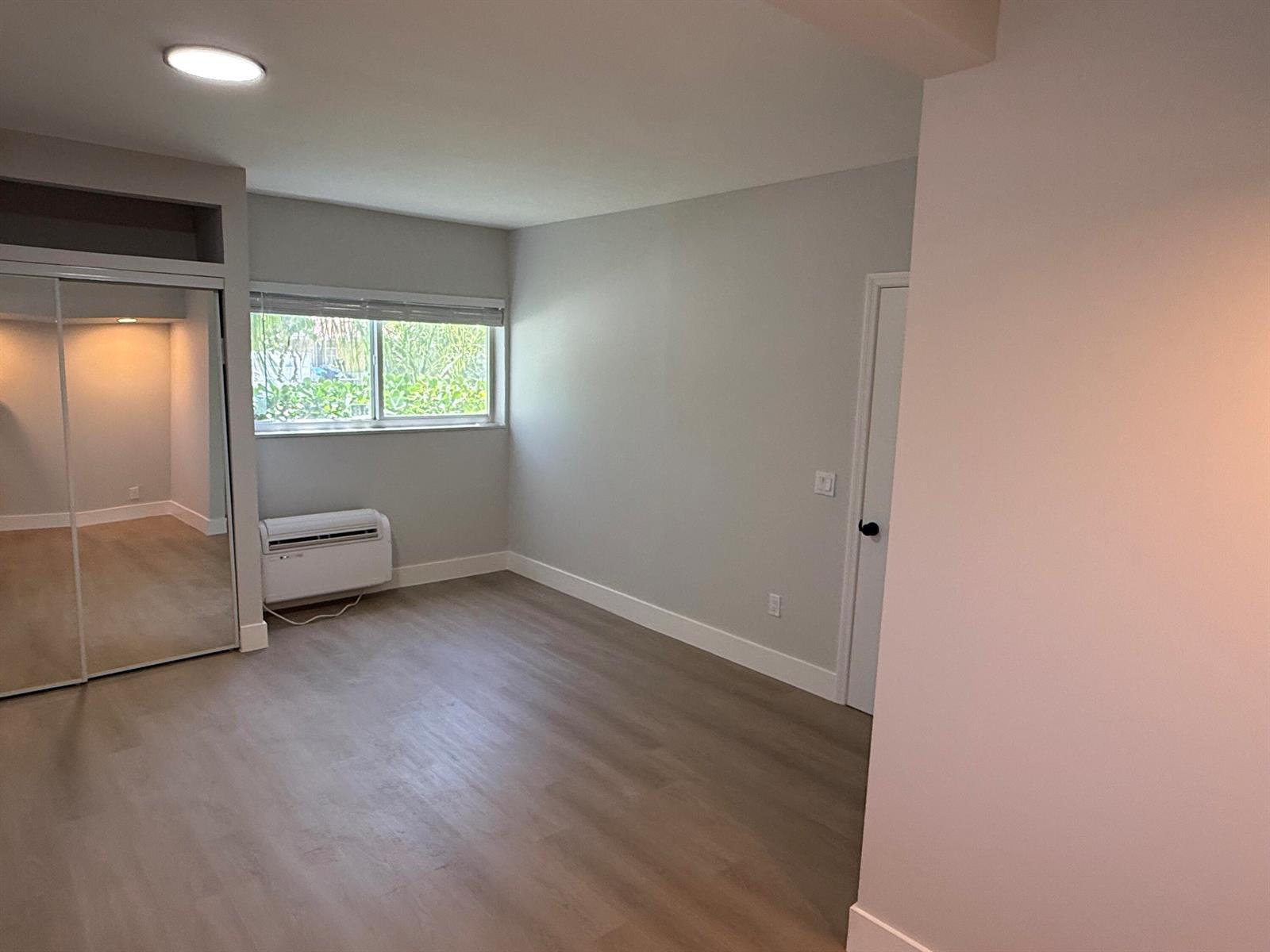 720 NE 7th Street # 4, Hallandale Beach FL 33009 photo 4