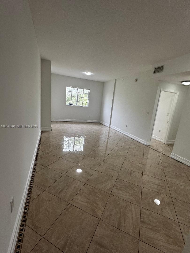 5271 SW 8th St # 216, Miami FL 33134 photo 2