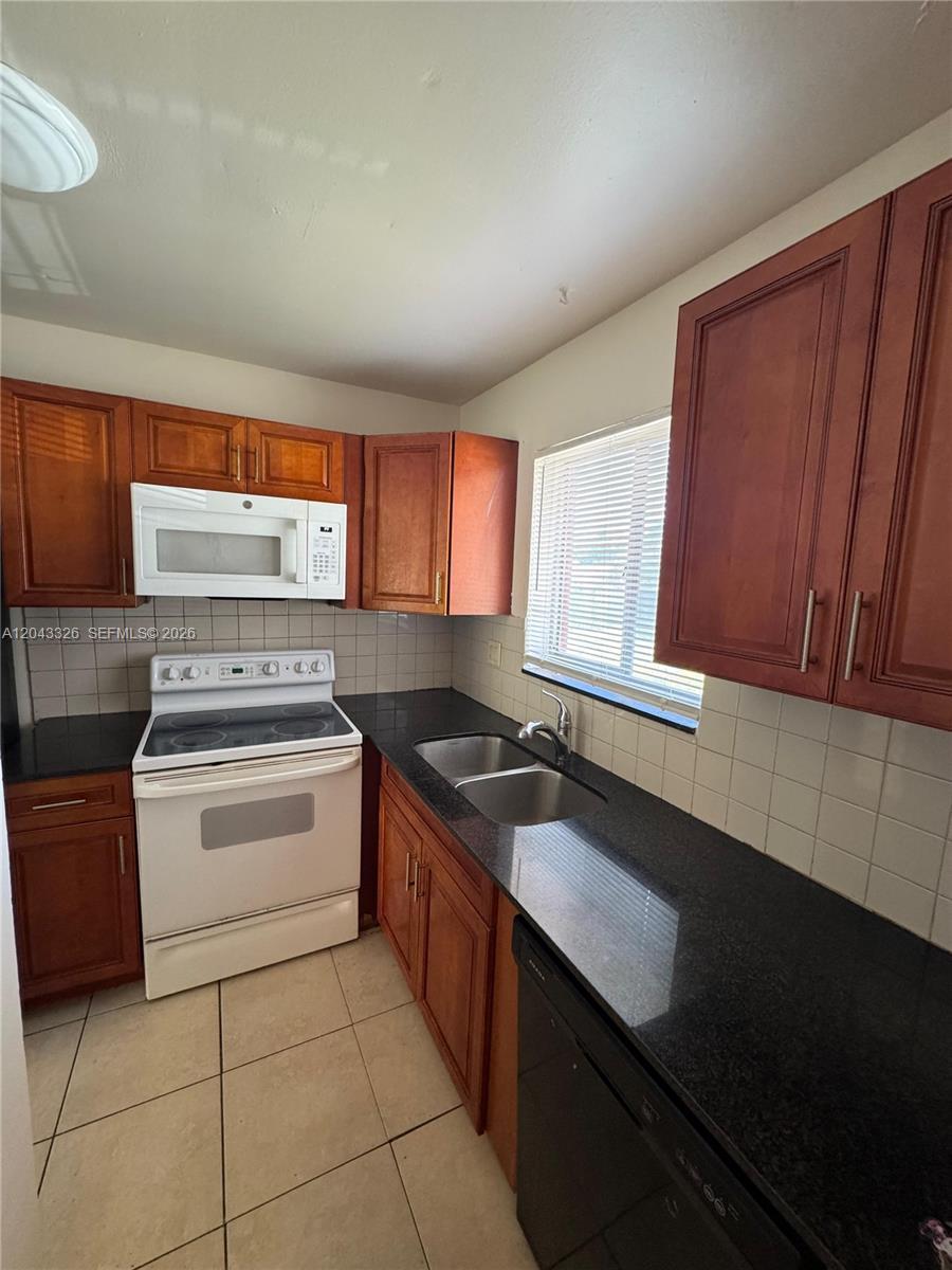 Lake Park, FL 33403 photo 5