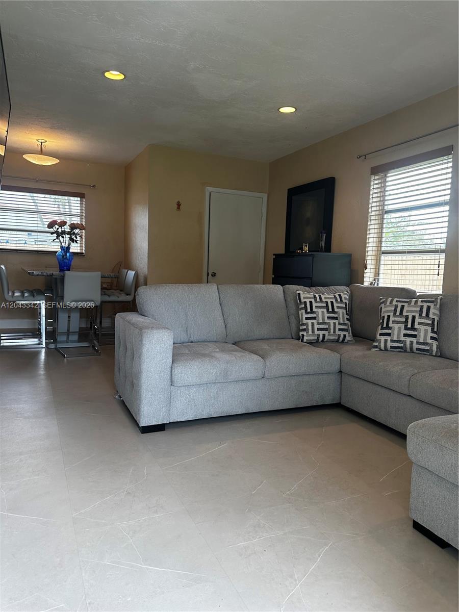 7540 SW 37th St, Miami FL 33155 photo 4