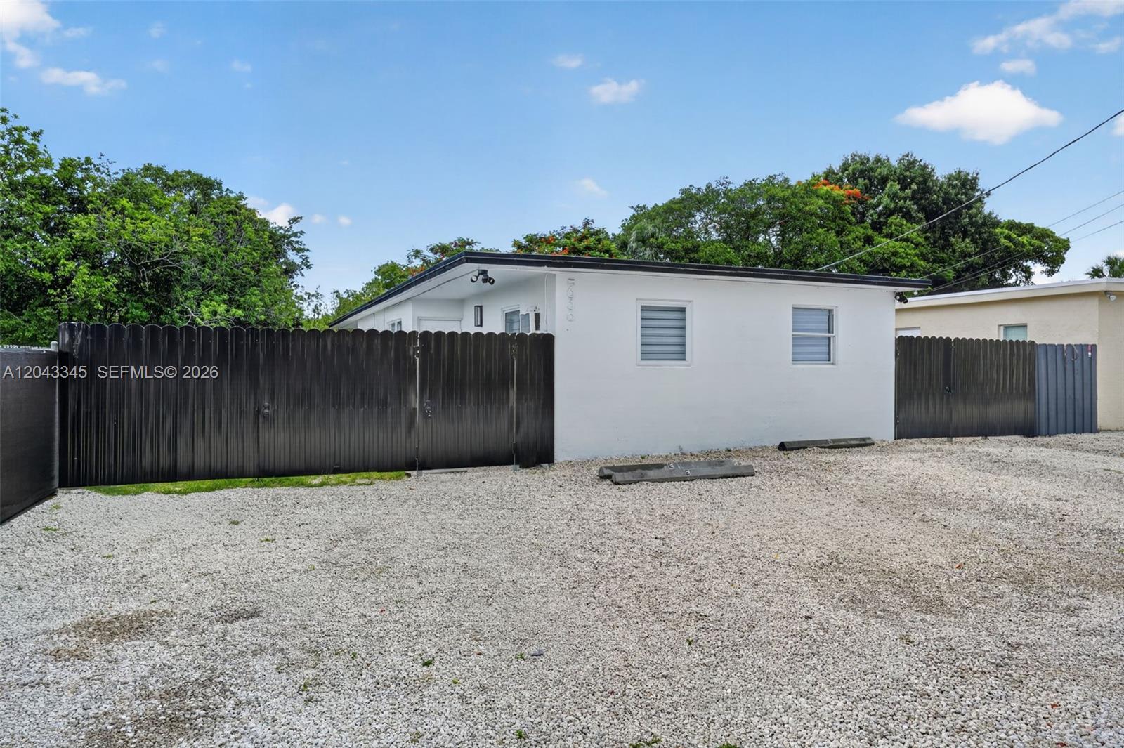 636 NW 14th Ter # 636, Fort Lauderdale FL 33311 photo 3
