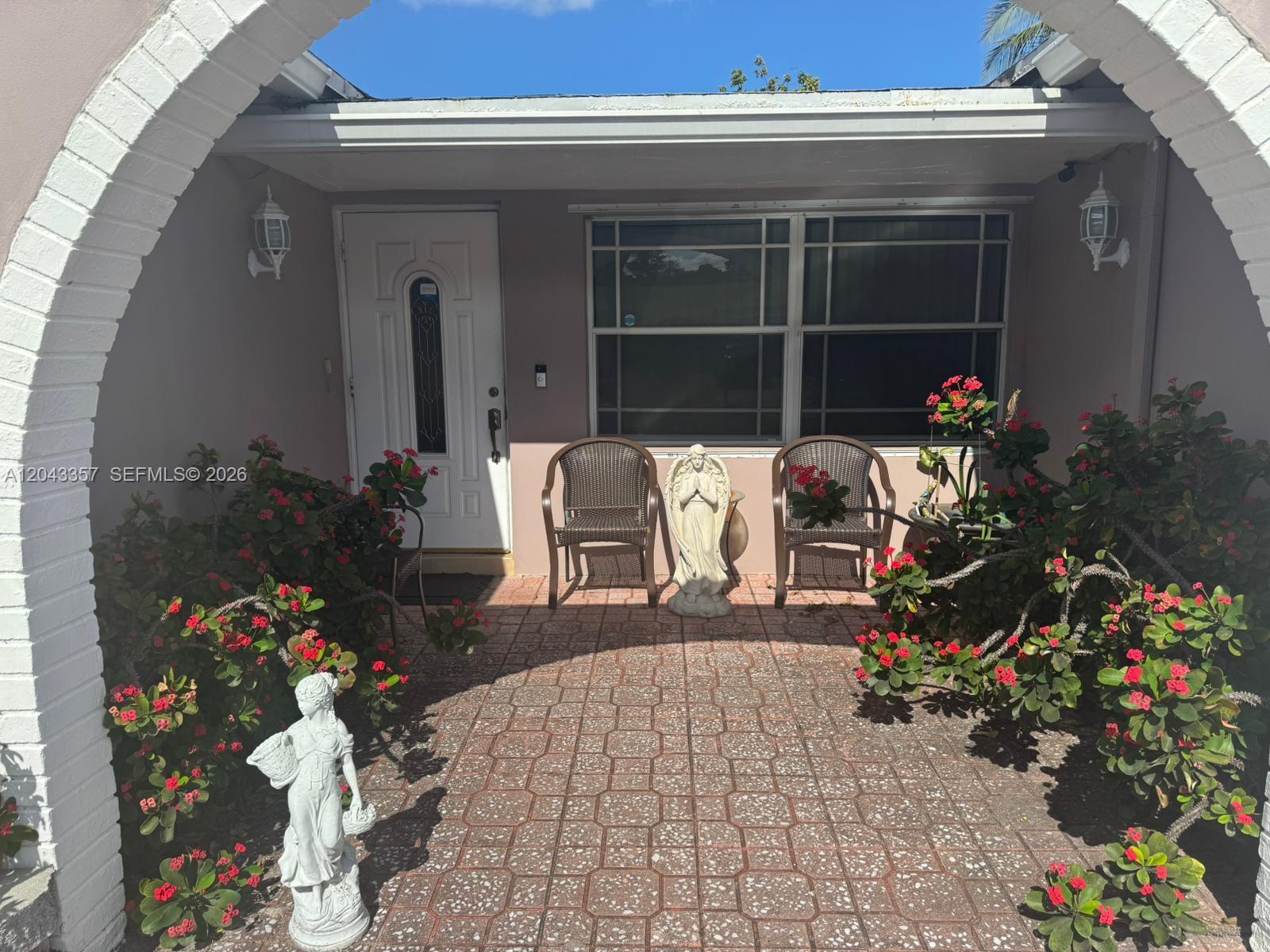 9451 NW 20th Pl, Sunrise FL 33322