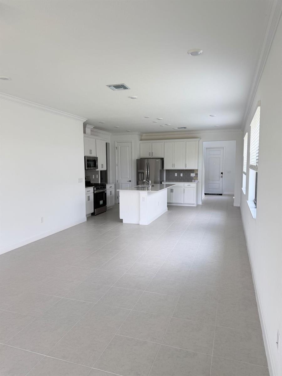 10676 NW Wilgrove Lane, Port St. Lucie FL 34987 photo 2