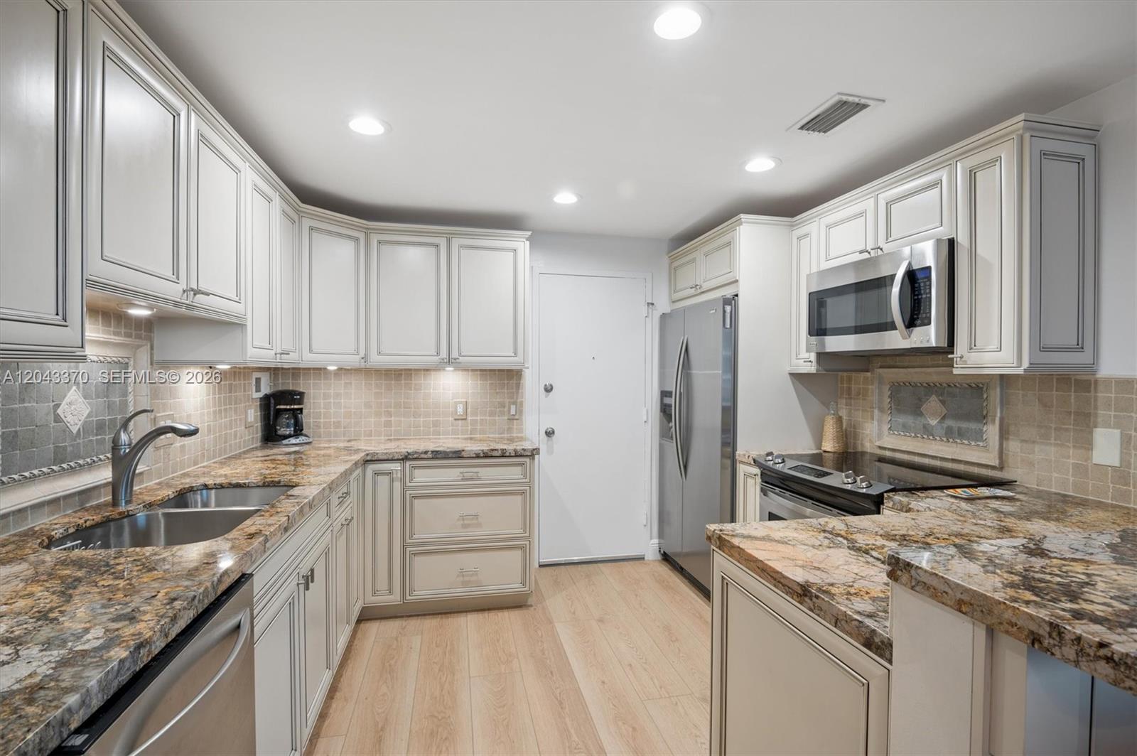 3505 S Ocean Dr # 708, Hollywood FL 33019 photo 2