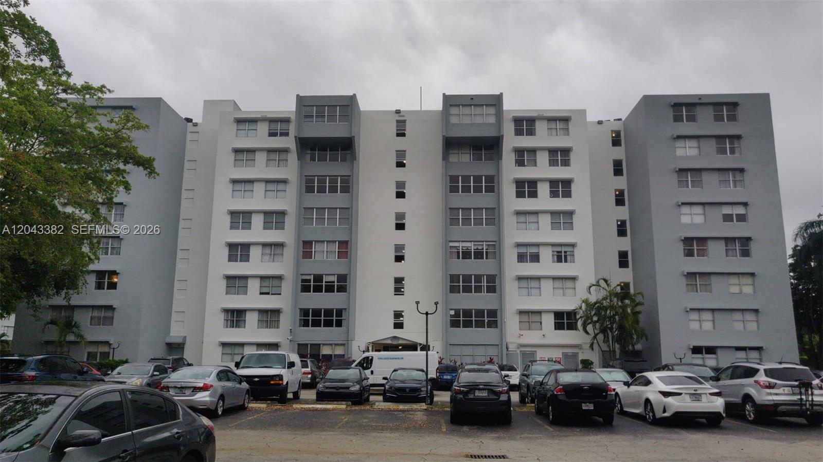 9001 SW 77th Ave # C606, Miami FL 33156