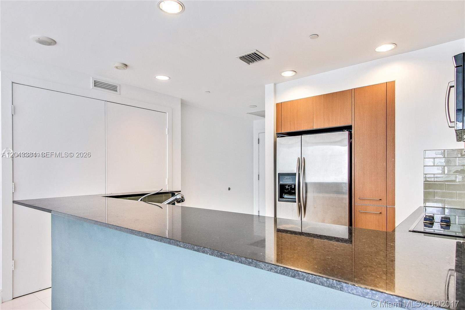 1060 Brickell Ave # 2911, Miami FL 33131 photo 3