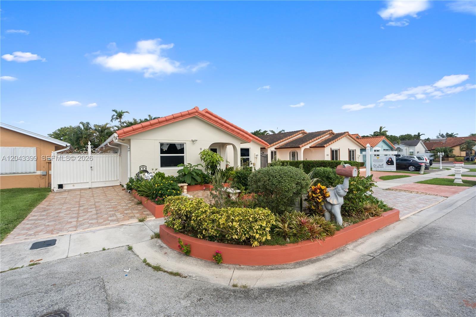 910 SW 140th Ave, Miami FL 33184 photo 5