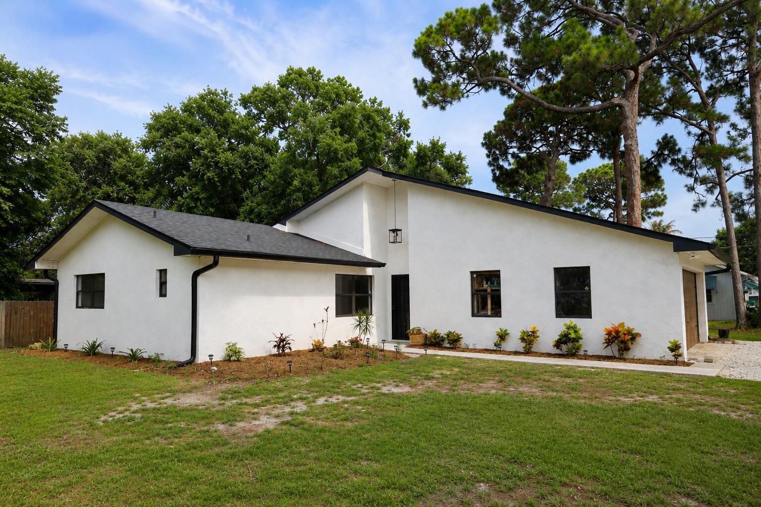 5904 Sunset Boulevard, Fort Pierce FL 34982