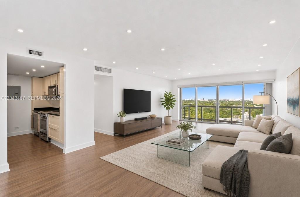 2451 Brickell Ave, Miami FL 33129 photo 2