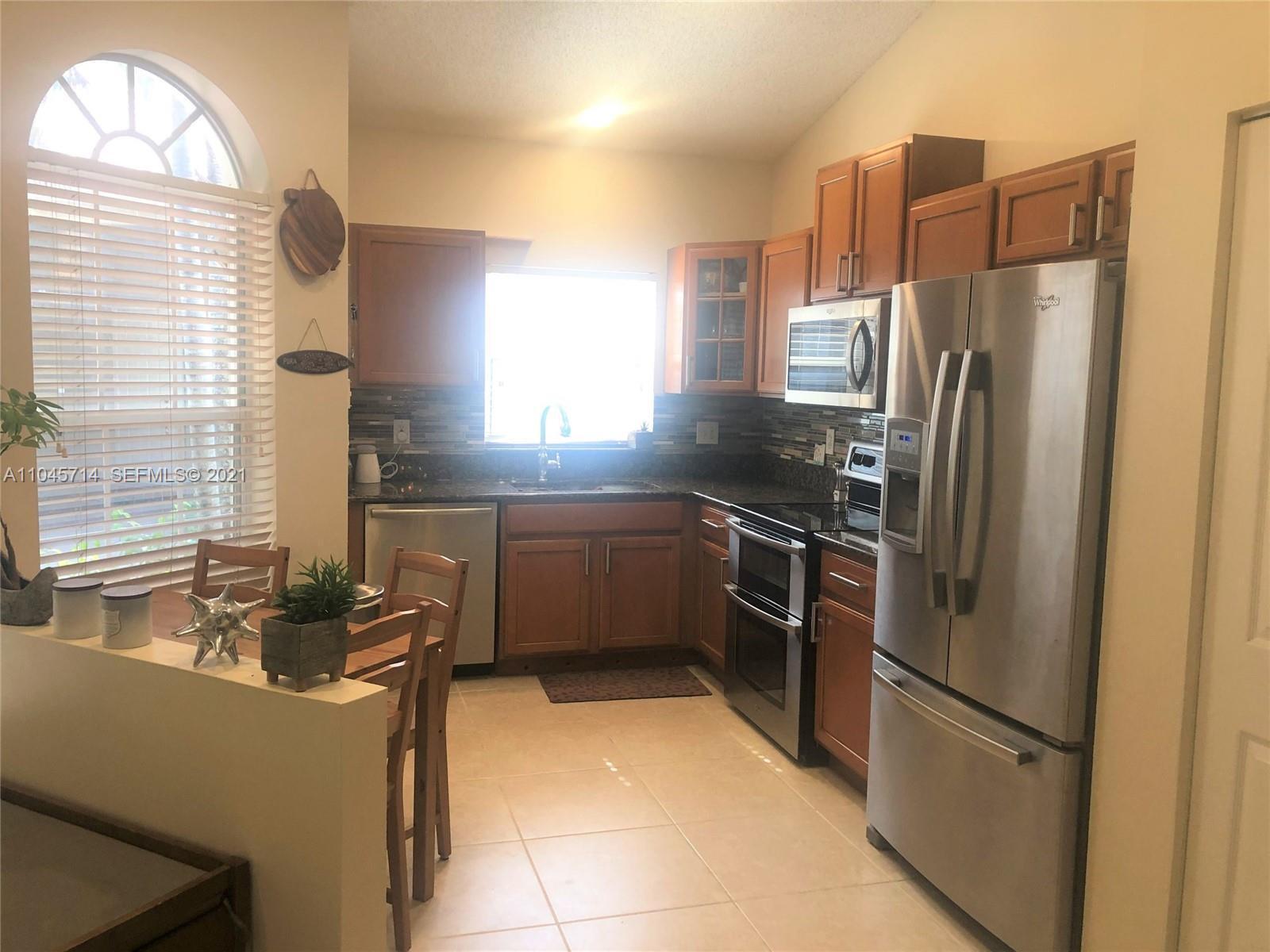 8583 Vía Serena, Boca Raton FL 33433 photo 4