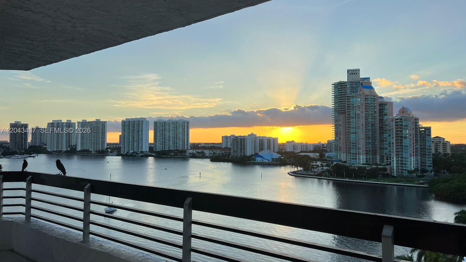 3600 Mystic Pointe Dr # 1401, Aventura FL 33180 photo 2