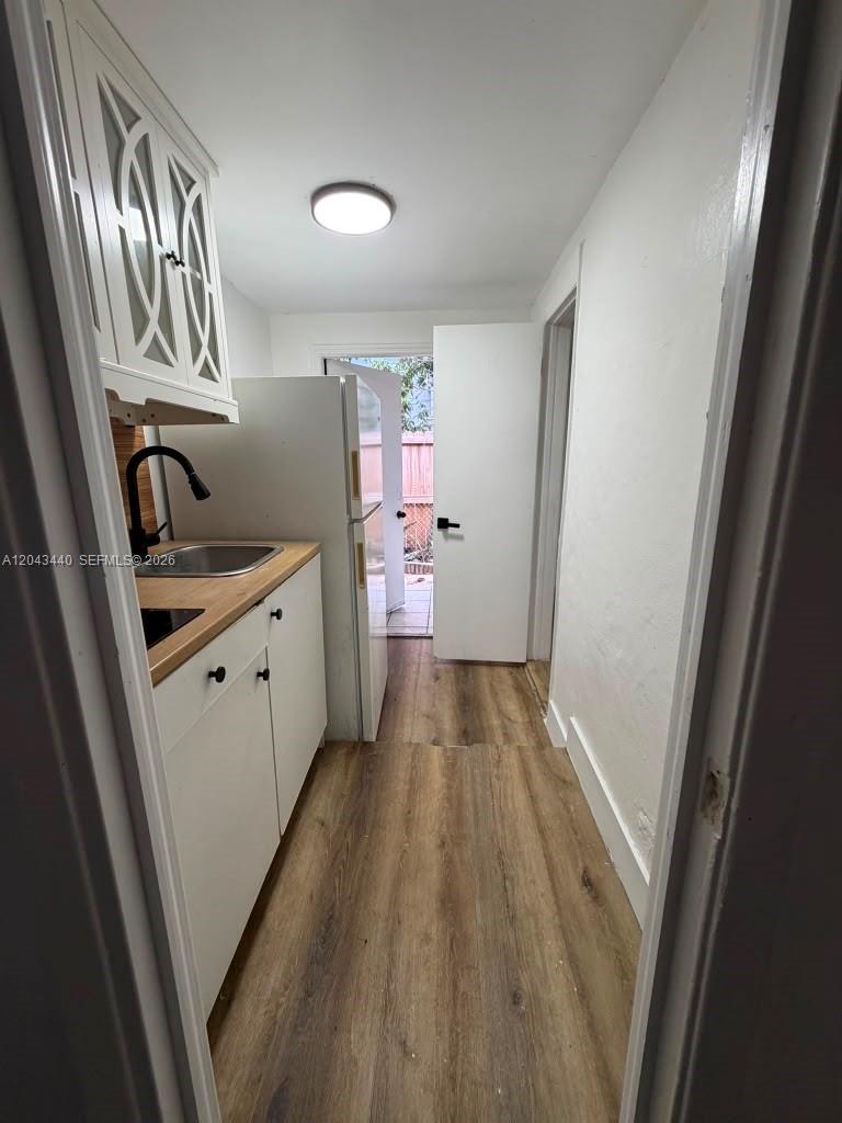 2137 NW 1st Ter, Miami FL 33125 photo 3