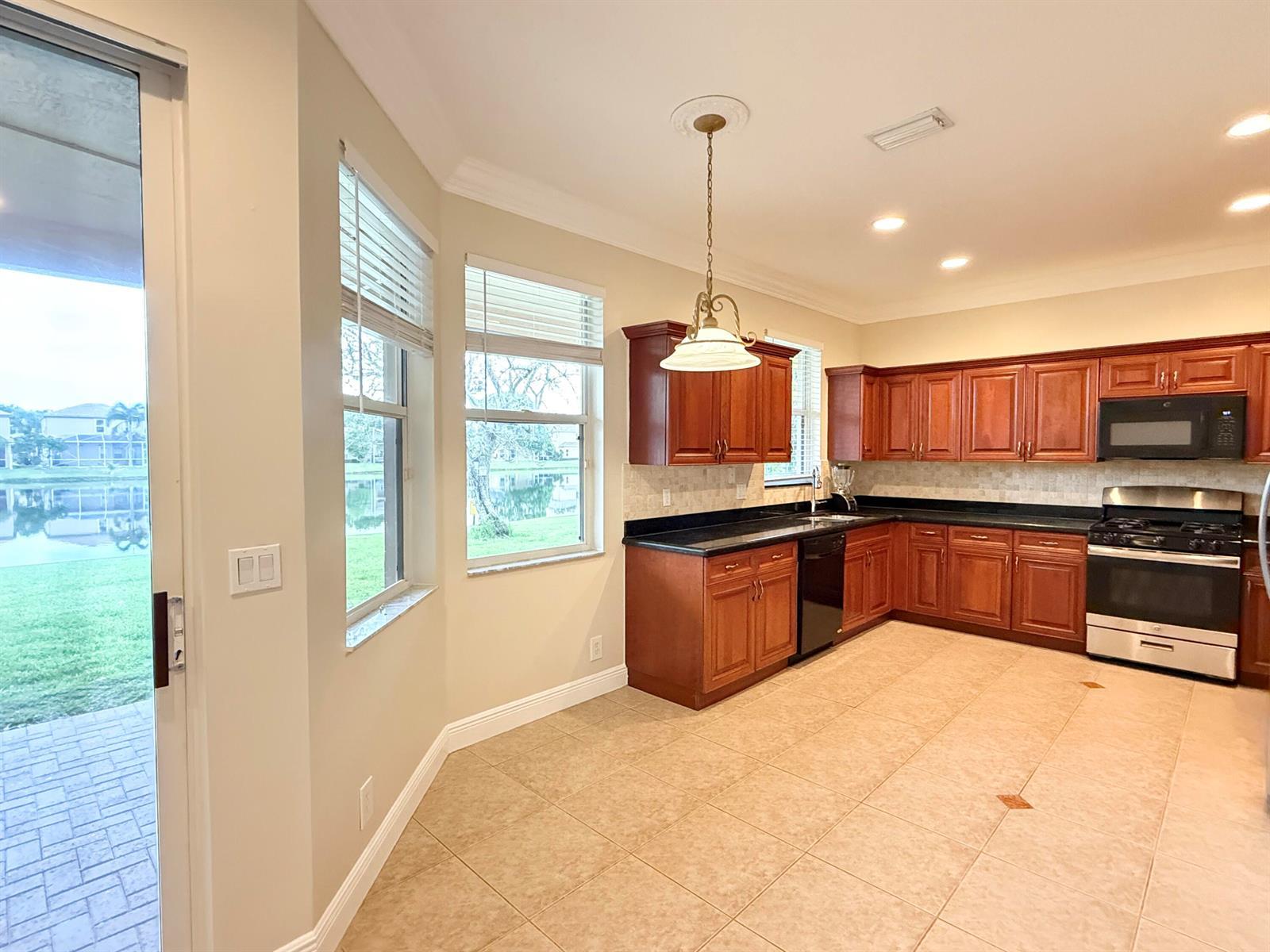 10395 Little Mustang Way, Lake Worth FL 33449 photo 5