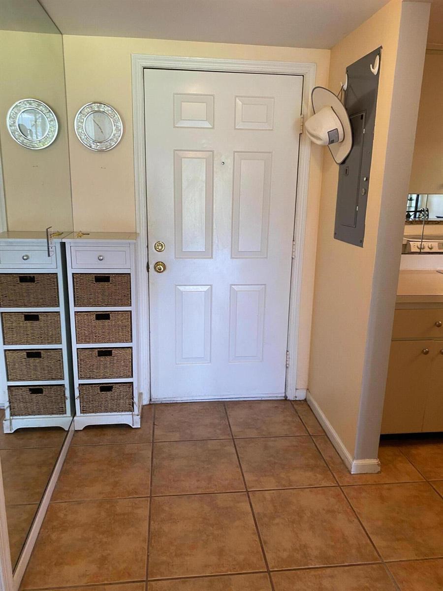 11863 Wimbledon Circle # 440, Wellington FL 33414 photo 4