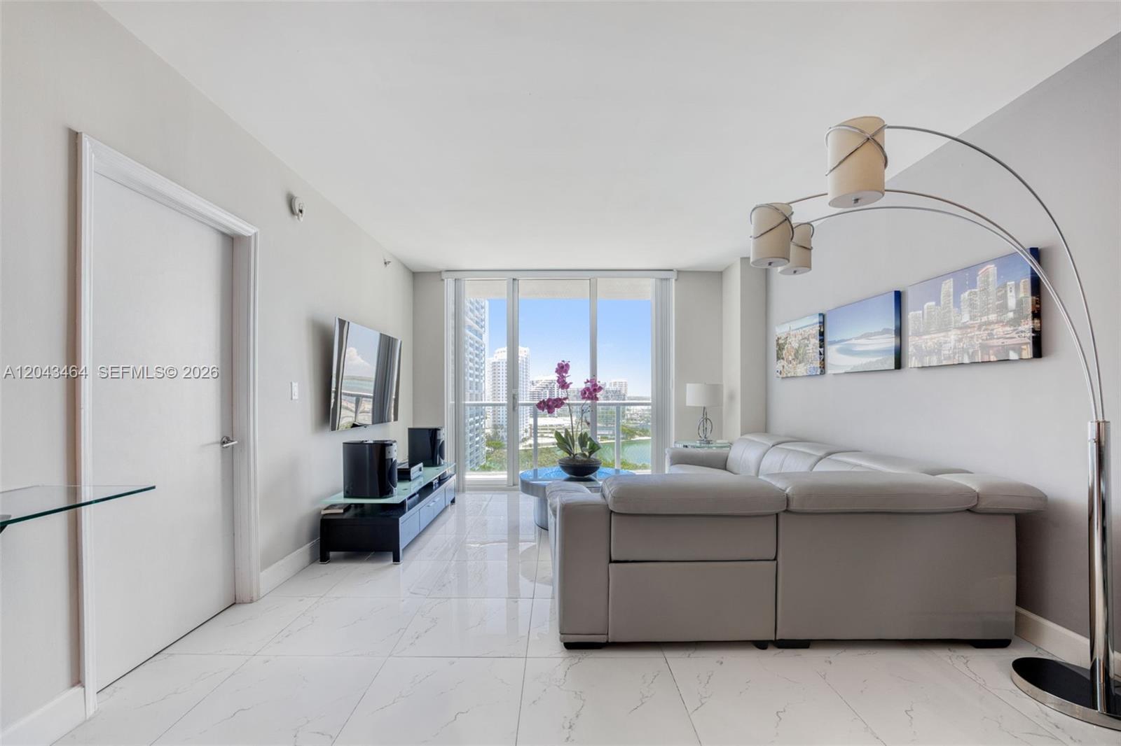 500 Brickell Ave # 1400, Miami FL 33131 photo 5