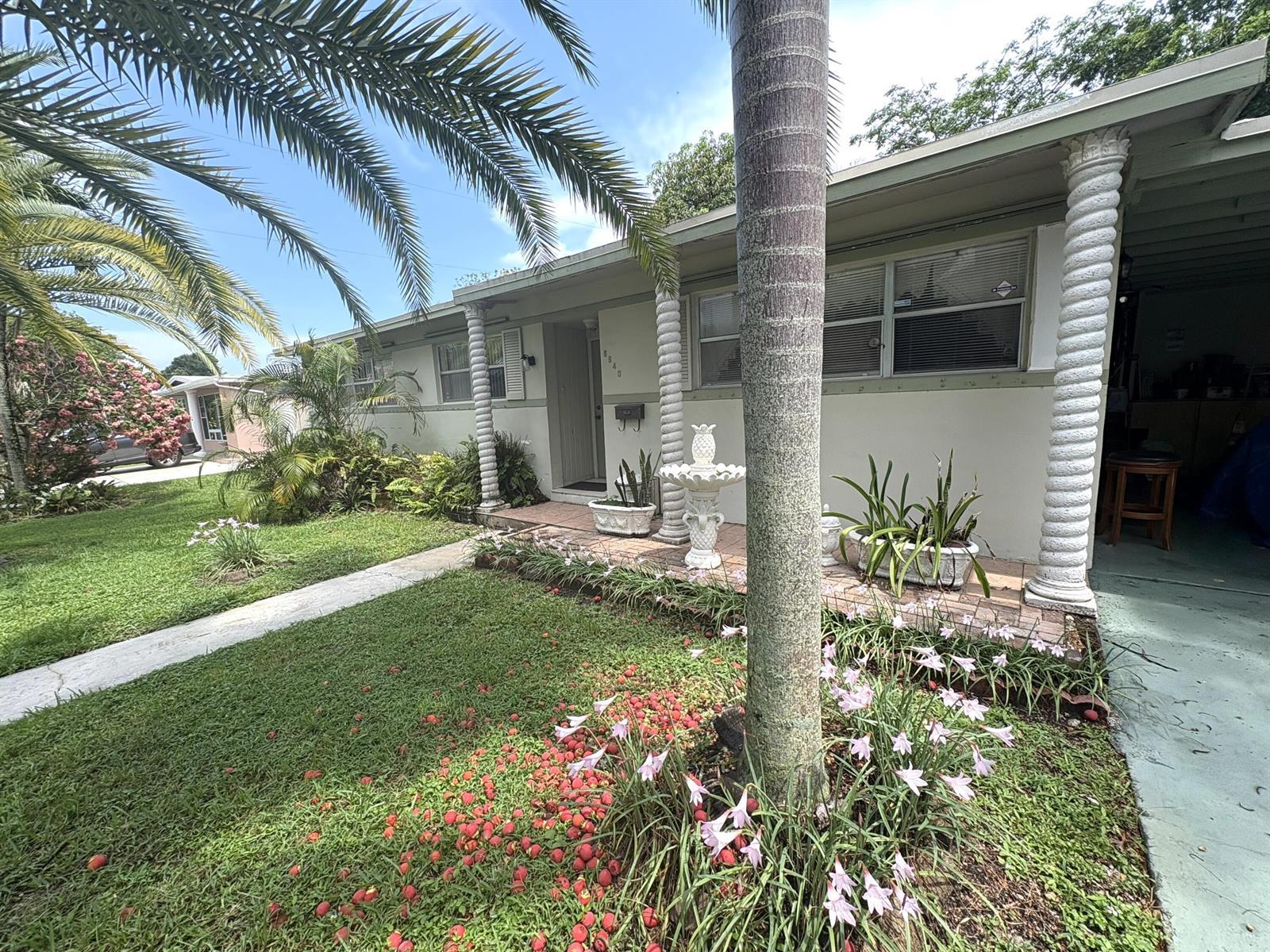 6940 NW 14th Court NW, Plantation FL 33313 photo 2