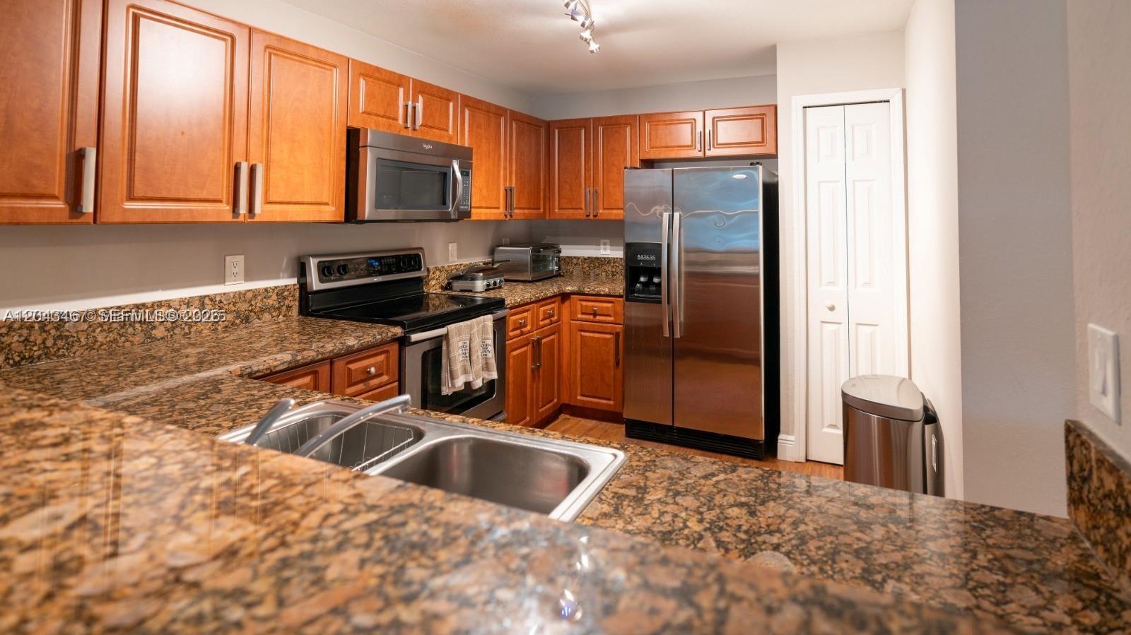 11002 NW 83rd St # 106, Doral FL 33178 photo 4