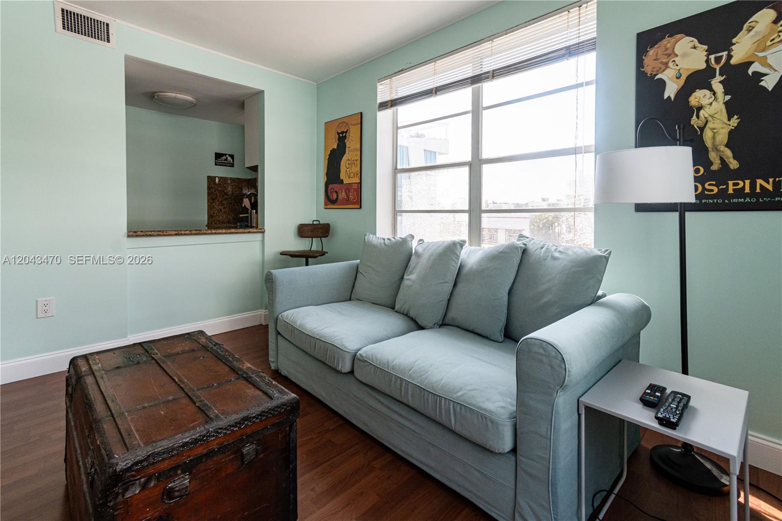 1460 Ocean Dr # 309, Miami Beach FL 33139 photo 2