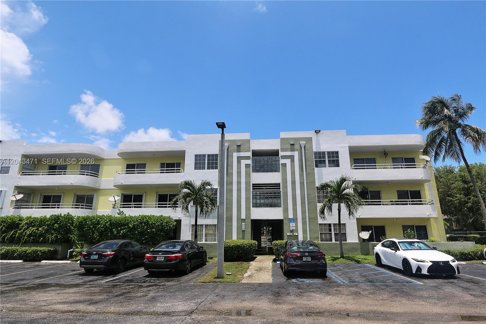 10755 SW 108th Ave # 105, Miami FL 33176 photo 2