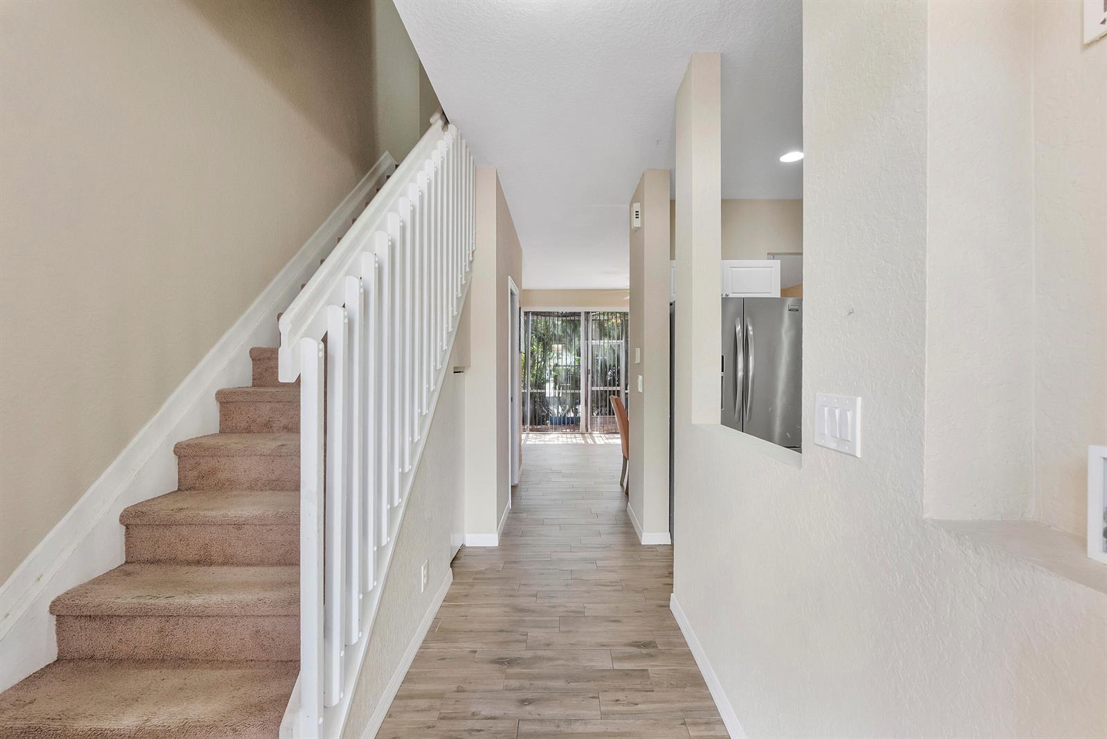 5540 NW 90th Terrace, Sunrise FL 33351 photo 4