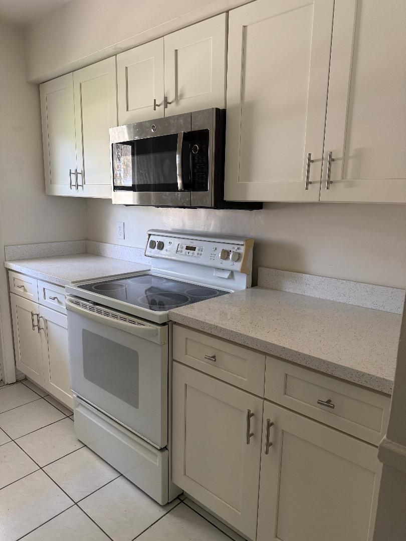 3941 Crystal Lake Drive, Pompano Beach FL 33064 photo 4