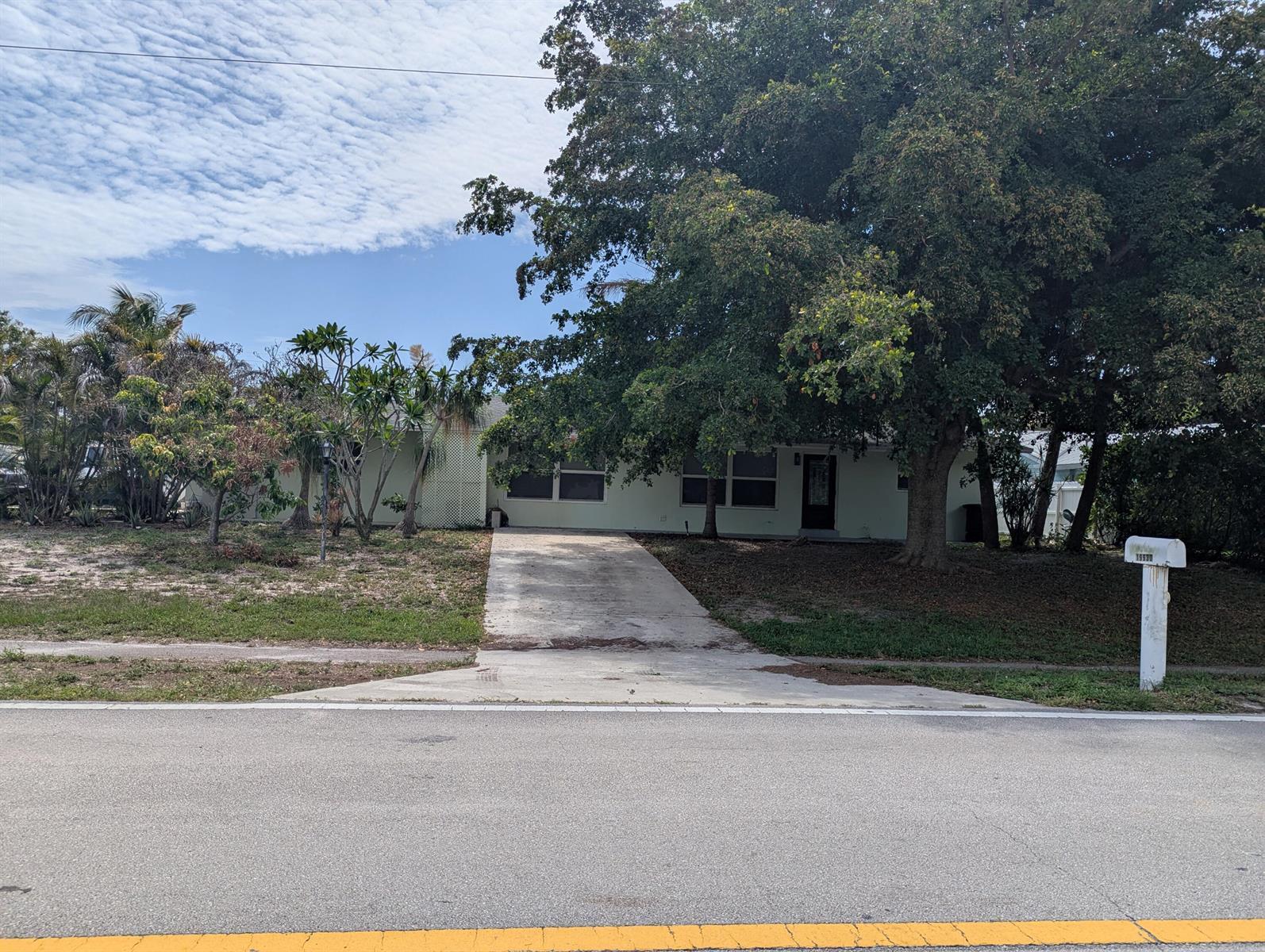 19930 Seabrook Road, Jupiter FL 33469 photo 5