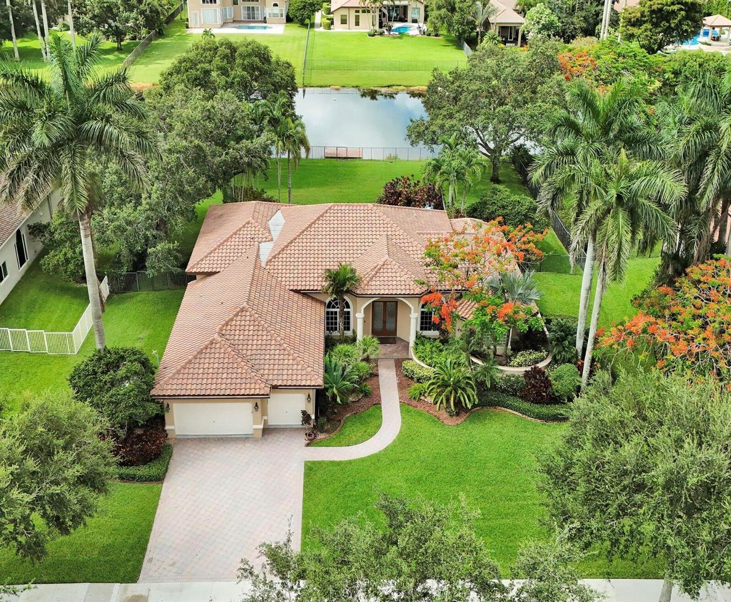 10324 SW 26th Street, Davie FL 33324