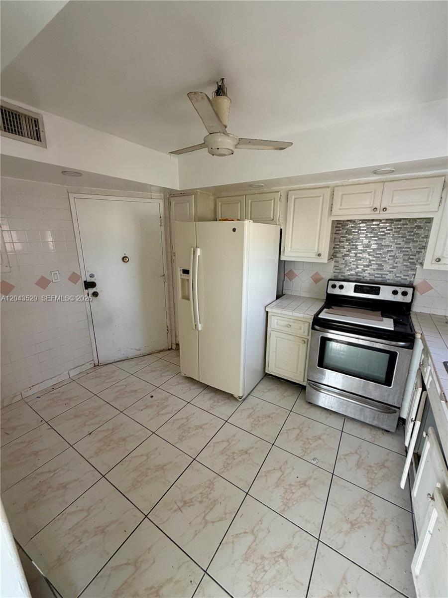 1351 NE Miami Gardens Dr # 1215E, Miami FL 33179 photo 5
