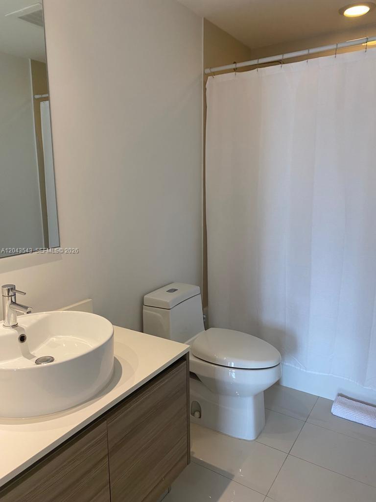 121 NE 34th St # 1703, Miami FL 33137 photo 5