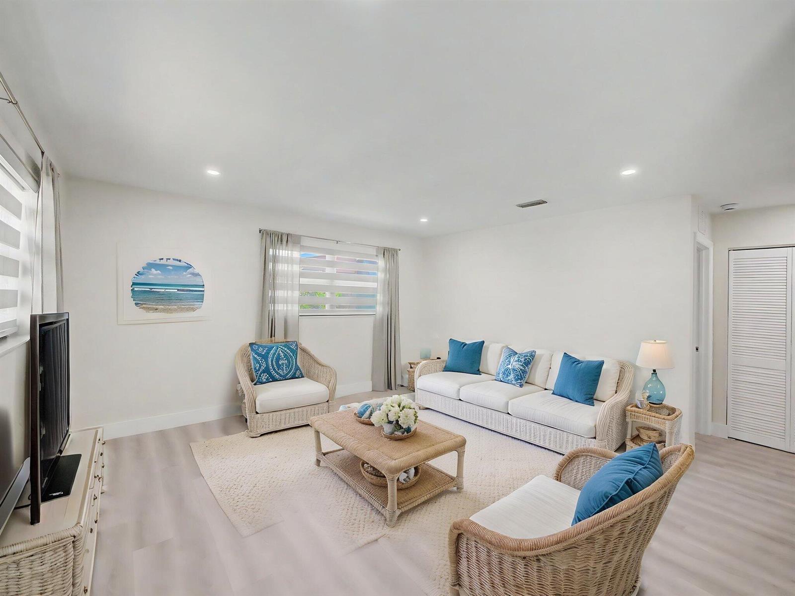 9298 Birmingham Drive, Palm Beach Gardens FL 33410 photo 4