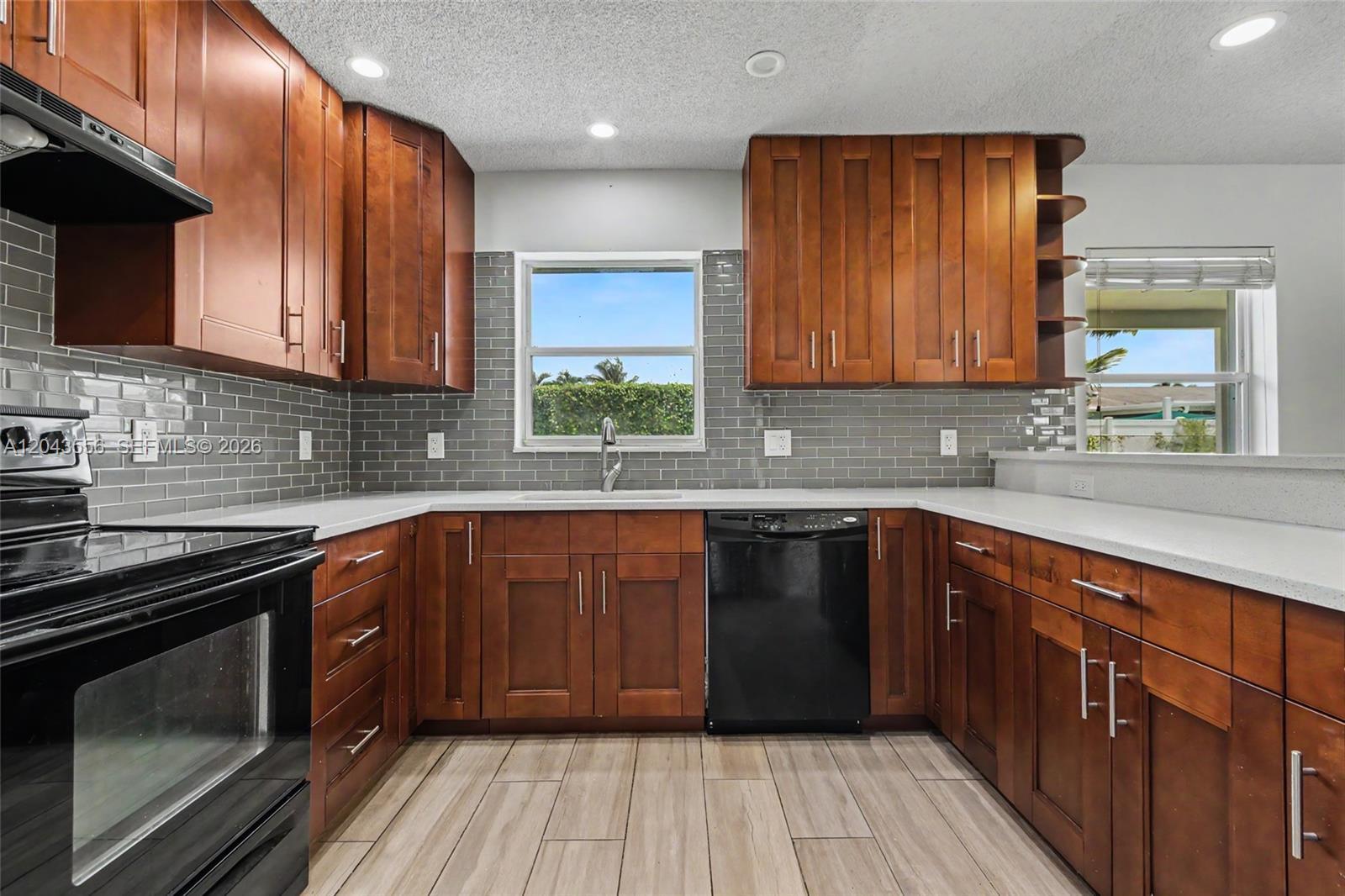 3941 NW 4th Ct, Coconut Creek FL 33066 photo 4