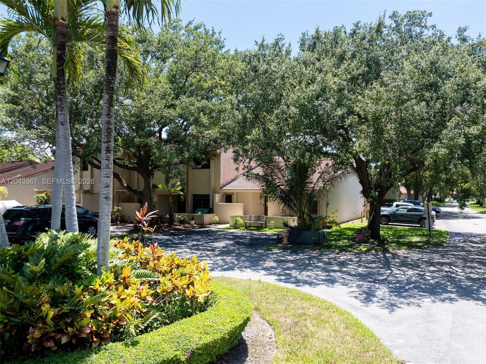 11527 SW 90th St, Miami FL 33176 photo 3