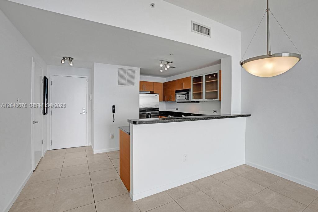 725 NE 22nd St # 8B, Miami FL 33137 photo 5