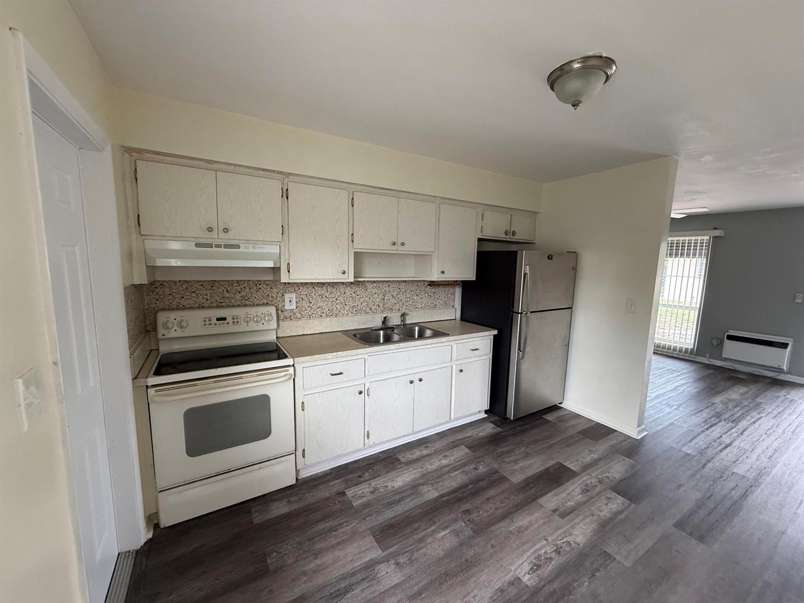 4109 SW 24th Street, Fort Lauderdale FL 33317
