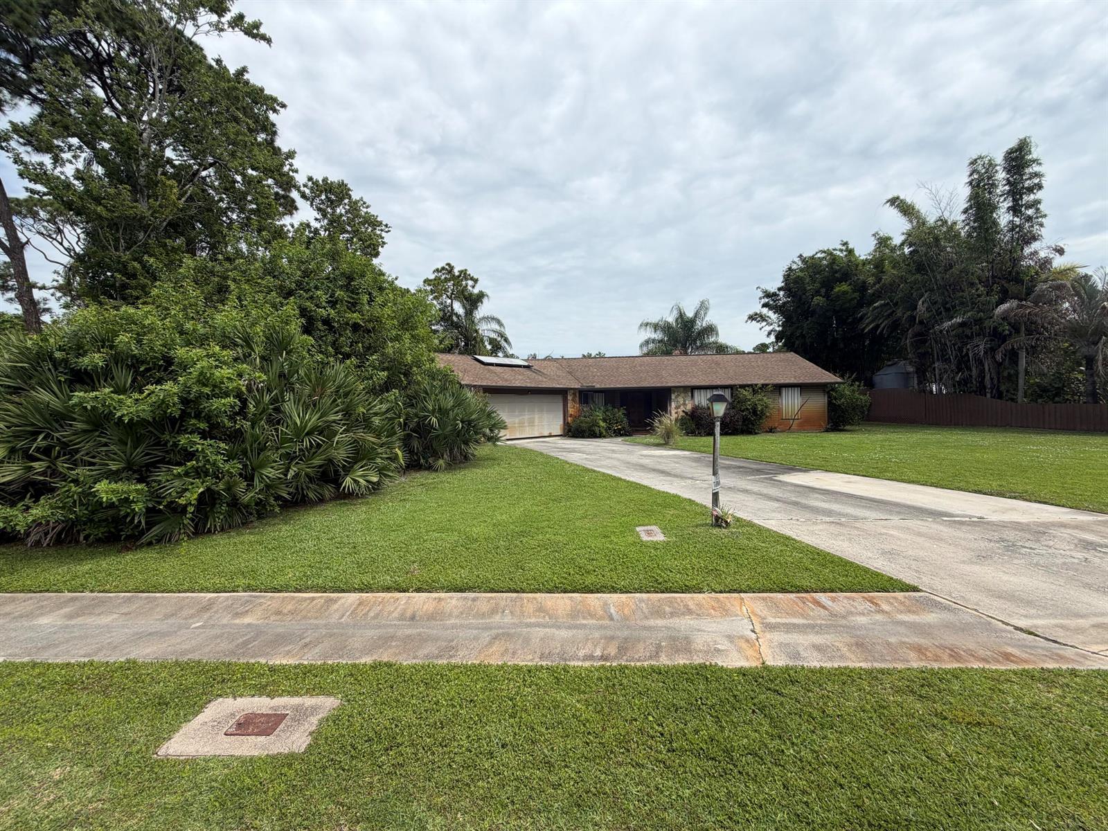 1321 SW Nikoma Street, Palm City FL 34990 photo 2