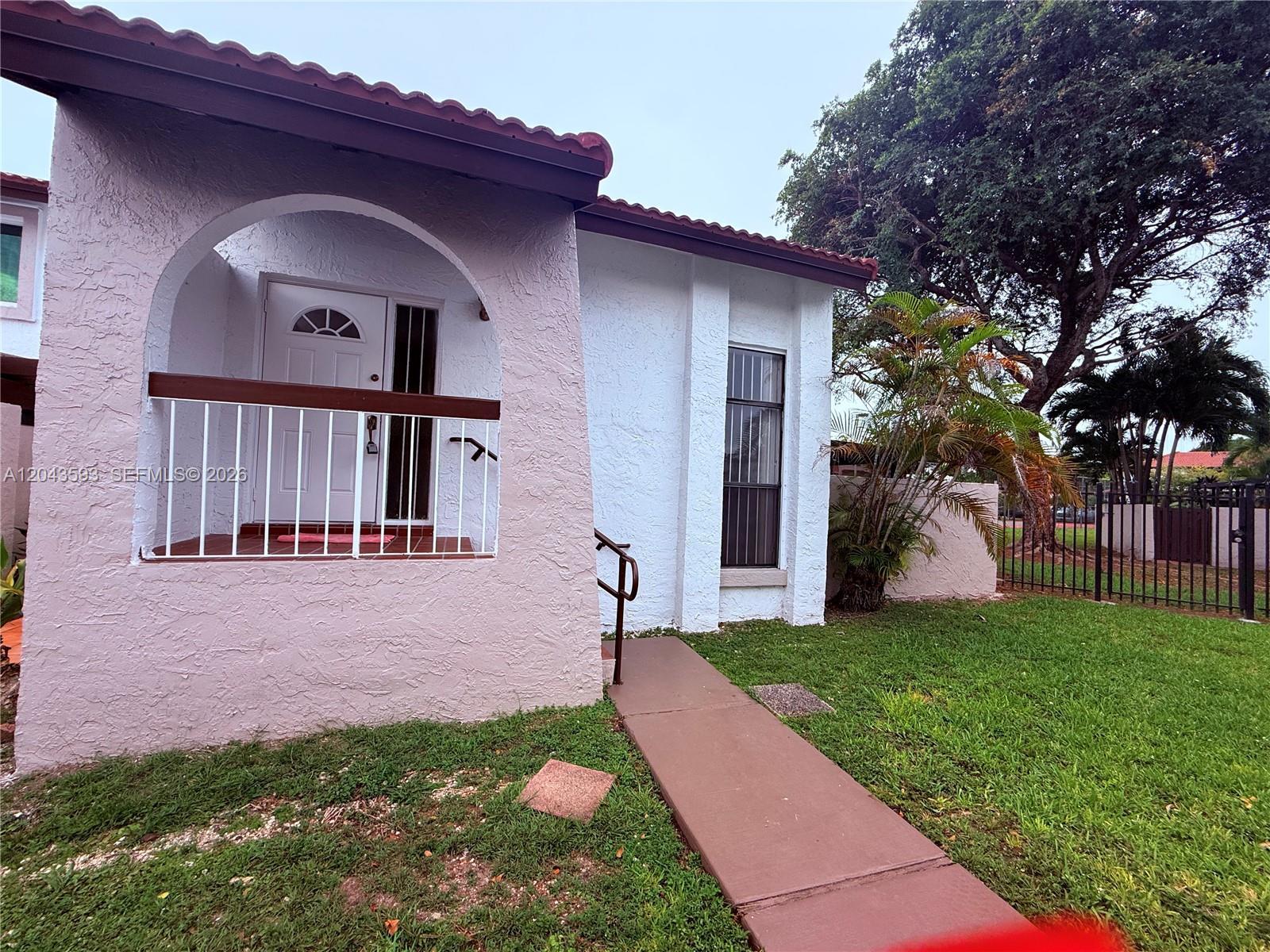 9909 NW 9th St Cir # 3, Miami FL 33172 photo 3