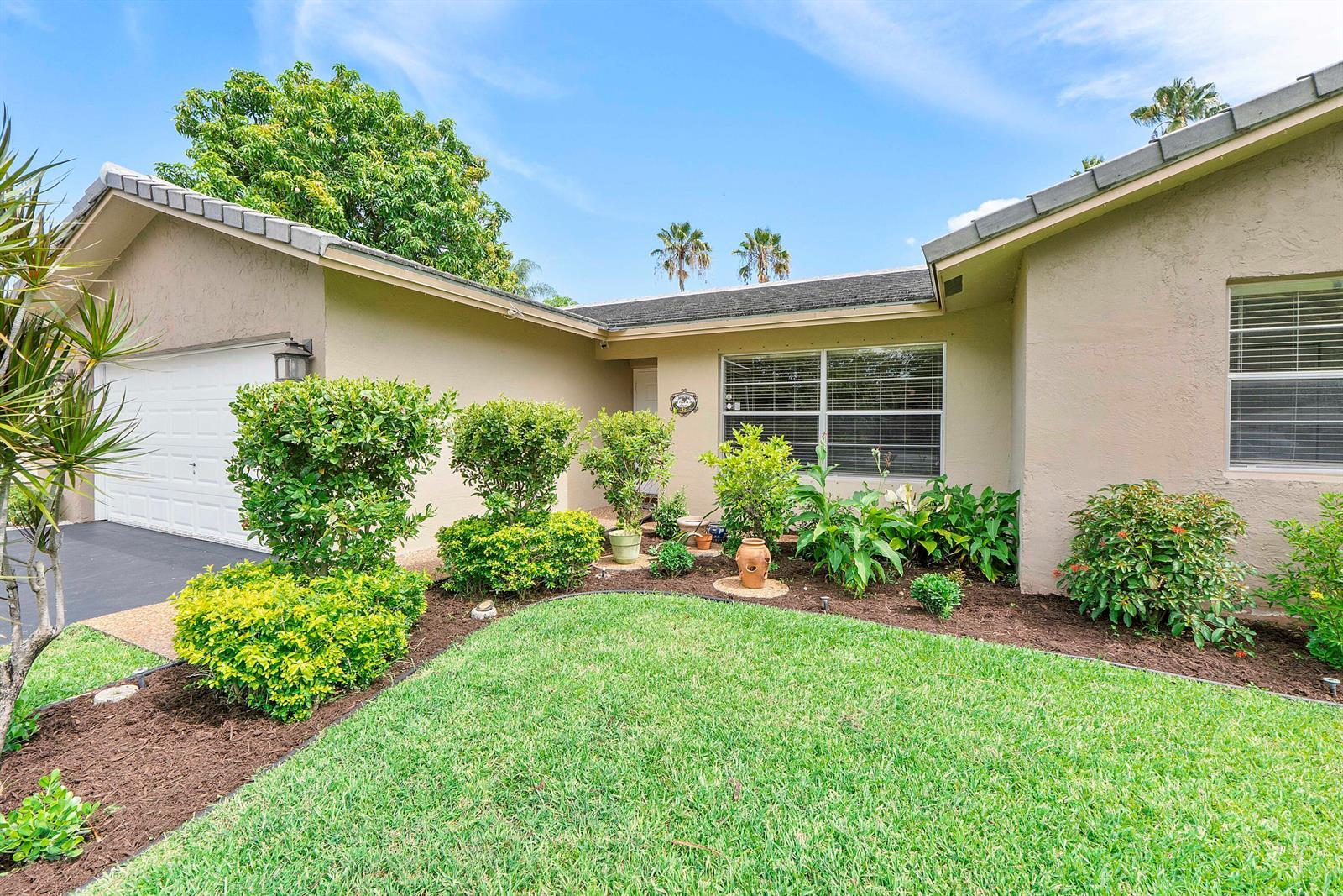 11454 NW 41st Street, Coral Springs FL 33065 photo 4