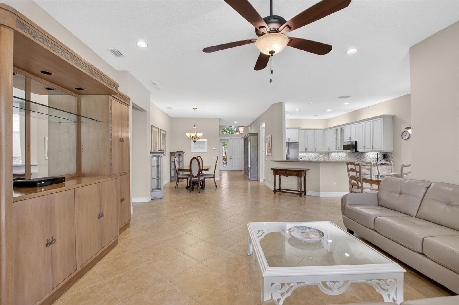 9052 Greenstone Ridge Way, Boynton Beach FL 33473 photo 3